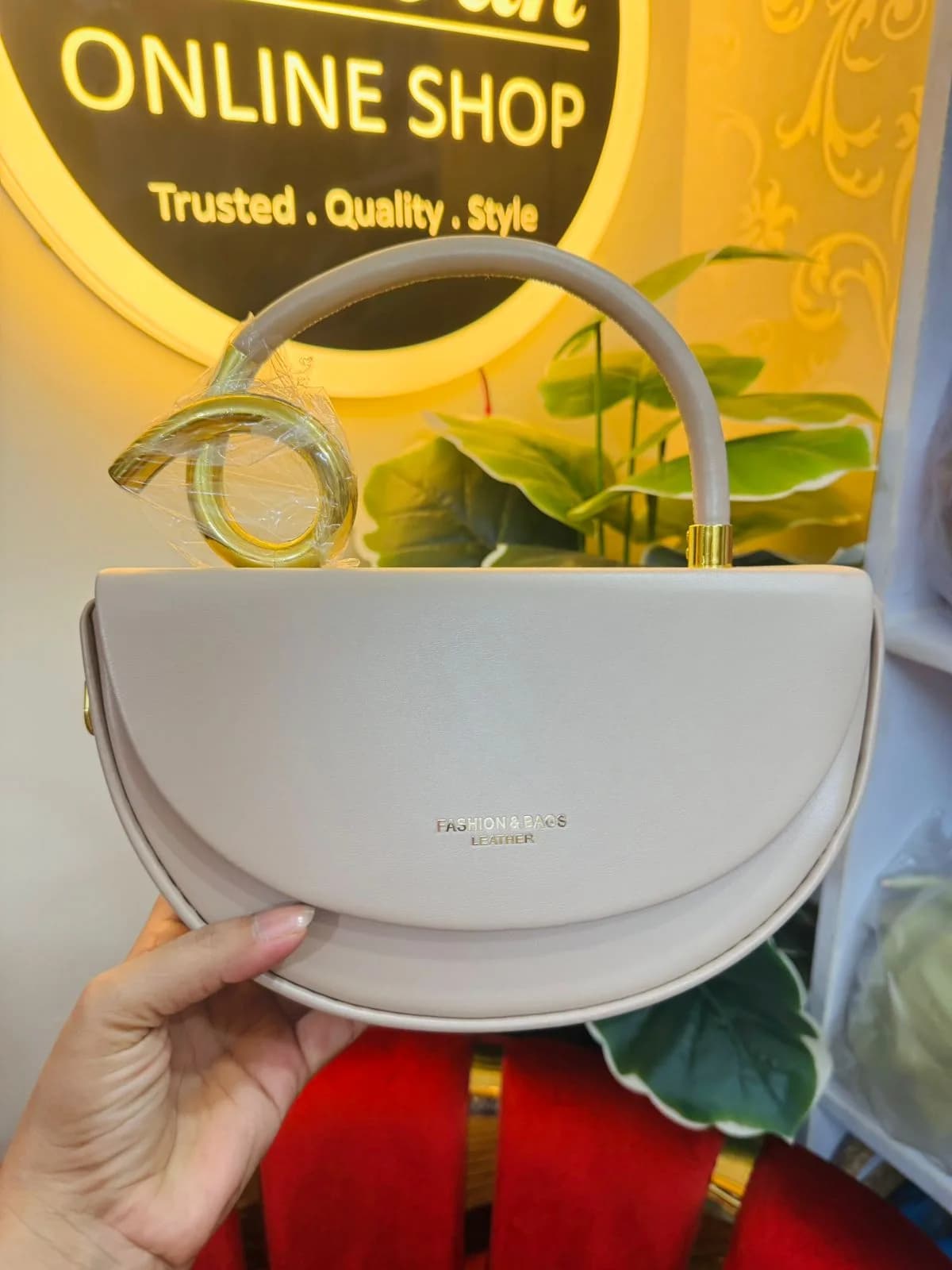 Ivory White Leather Bow Handle Handbag
